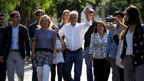 VIDEO: El irrespetuoso trato de Sebastián Piñera a su mujer que comenta todo Twitter