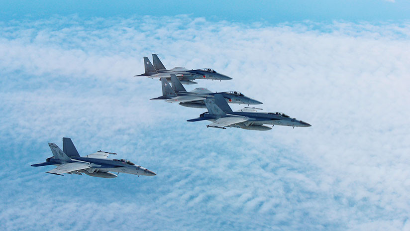 Bombarderos nucleares de EE.UU. y cazas de Japón realizan maniobras cerca de la península coreana