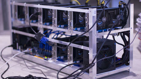 Roban más de 64 millones de dólares en bitcoines al mercado de minería NiceHash