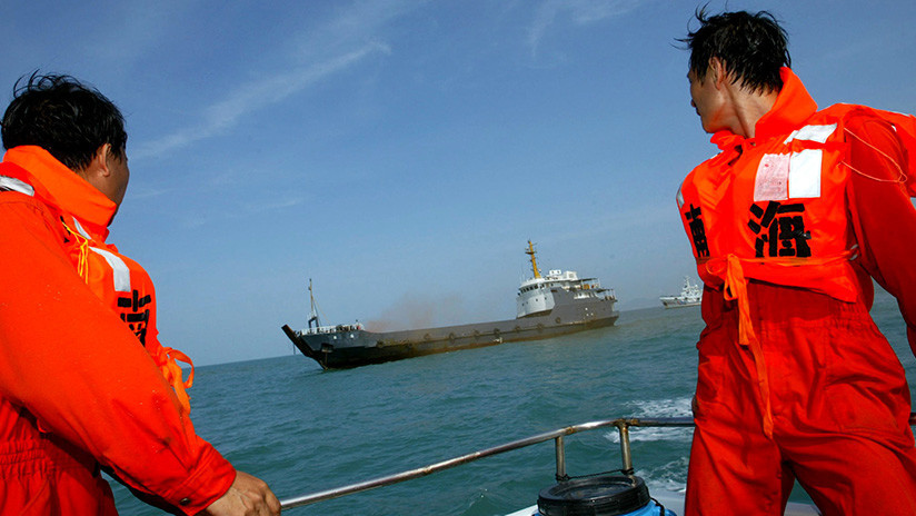 32 desaparecidos tras colisionar dos barcos cerca de la costa china
