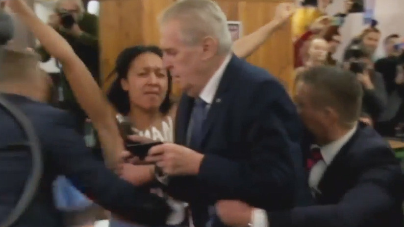 Termina la votación de las presidenciales checas, con Zeman como favorito Termina la votación de las presidenciales checas, con Zeman como favorito