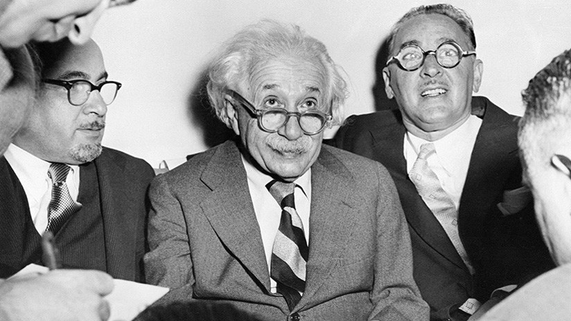 "El 90 % de las frases atribuidas a Albert Einstein son 