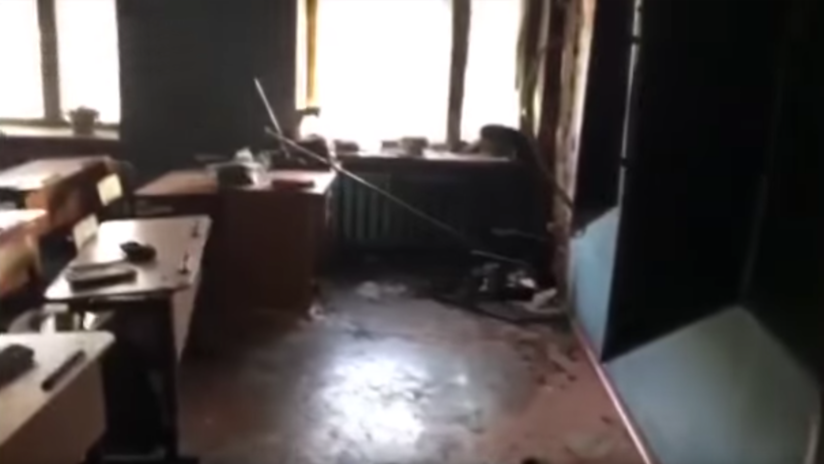PRIMERAS IMÁGENES de la escuela siberiana atacada con un hacha y un cóctel molotov