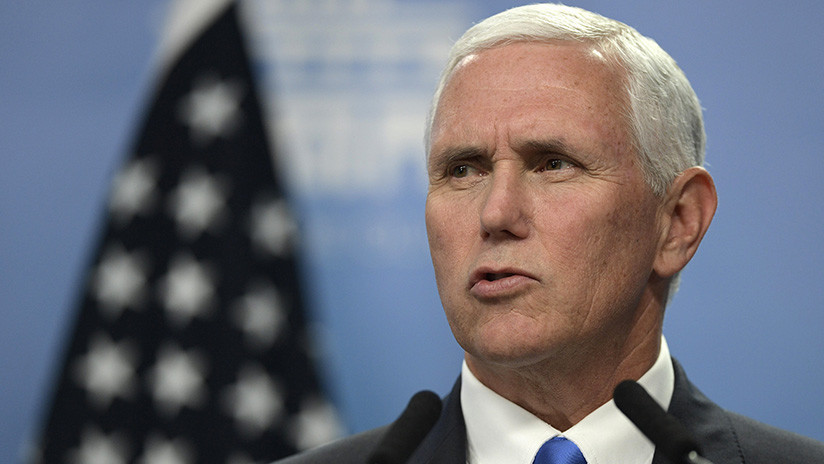 Pence tacha de "desastre" el acuerdo nuclear iraní