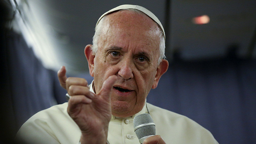 Papa Francisco: Lo que le dijo la serpiente a Eva fue "la primera 'fake news' de la historia"