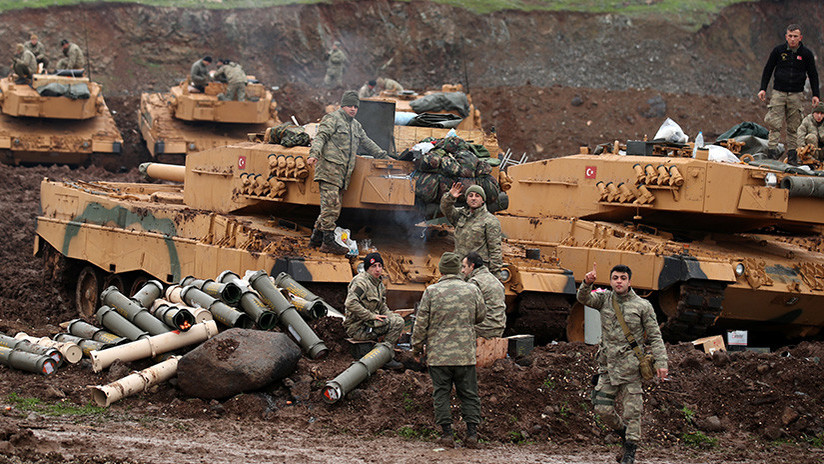 Turquía: "EE.UU. tiene que abandonar la región siria de Manbij"