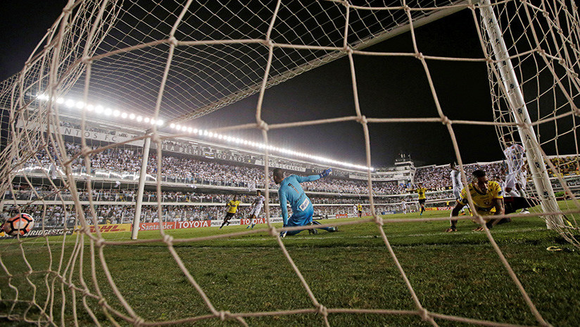 Prueban que la FOX obtuvo los derechos de emisión de la Conmebol por una trama de sobornos