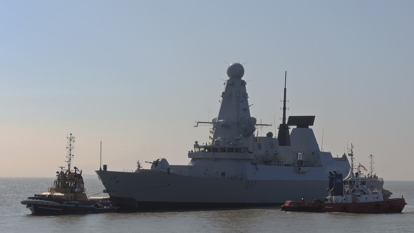 Un destructor británico equipado con misiles Tomahawk entra en el mar Negro