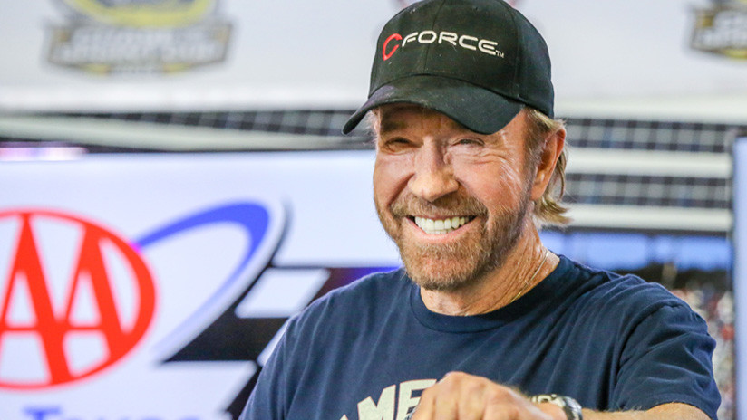 VIDEO: Chuck Norris demanda a distribuidoras de 'Walker, Ranger de Texas' por 30 millones de dólares
