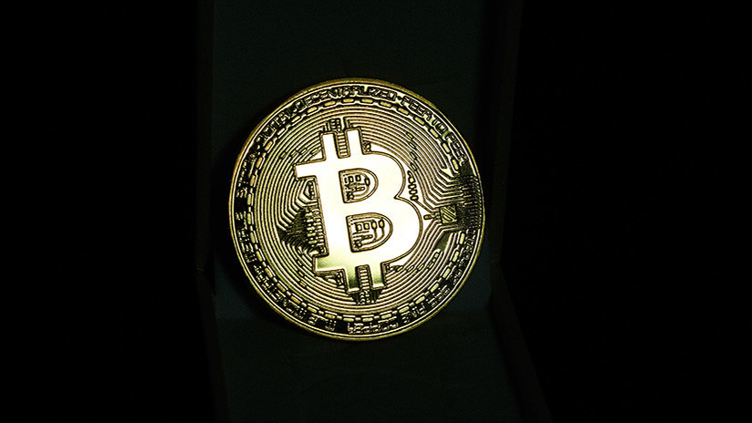 El bitcóin y otras criptomonedas pierden más de un 10 %