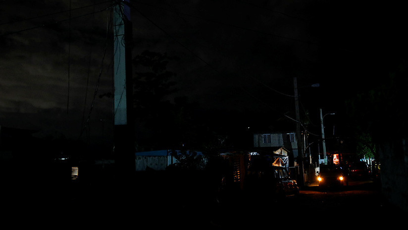 Una explosión en una subestación eléctrica causa un 'apagón' en Puerto Rico