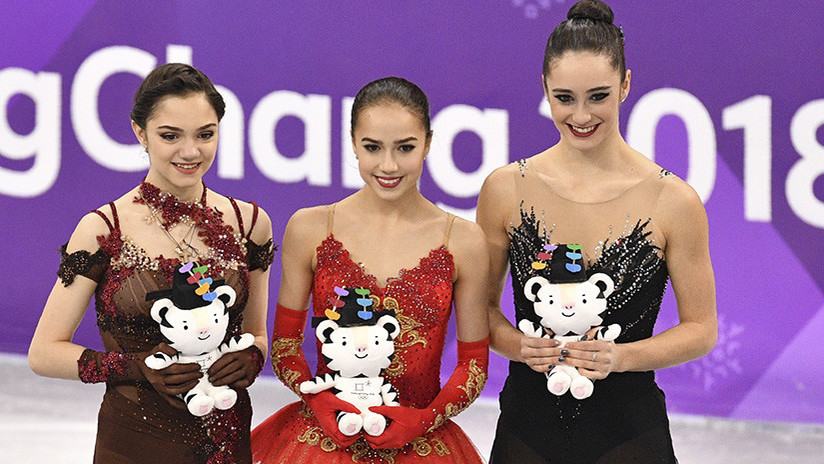 Primer oro para Rusia en los JJ.OO.: Alina Zaguítova se corona a sus 15 años en patinaje artístico