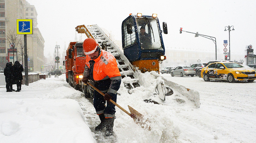  Moscú vive nevada récord en su historial meteorológico 5a7702c108f3d95f628b4567