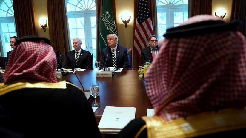 "EE.UU. es ingenuo si piensa que Riad comparte sus valores": Washington recibe al príncipe saudí