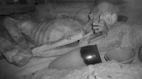 Una imagen infrarroja de la momia masculina conocida como "Gebelein Man" se puede ver en esta fotografía publicada por el Museo Británico en Londres, Gran Bretaña, el 1 de marzo de 2018.