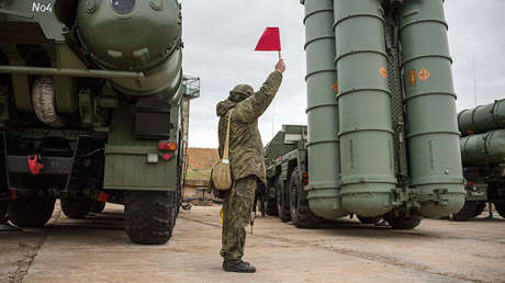 Sistema S-400 Triumf en Sevastopol, Crimea, Rusia, 13 de enero de 2018