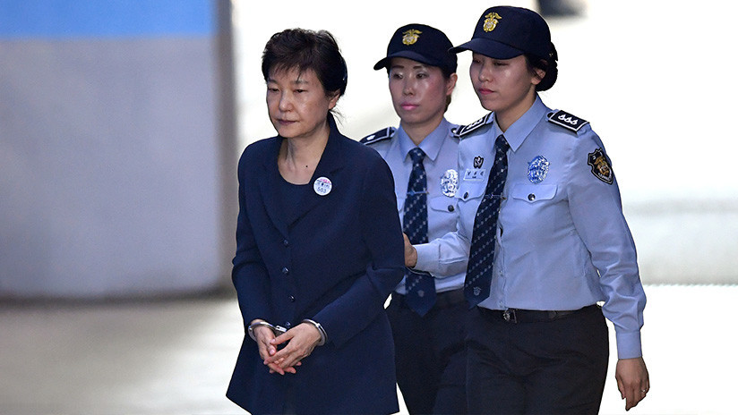 Surcorea: 24 años de prisión a la expresidenta Park Surcorea: 24 años de prisión a la expresidenta Park