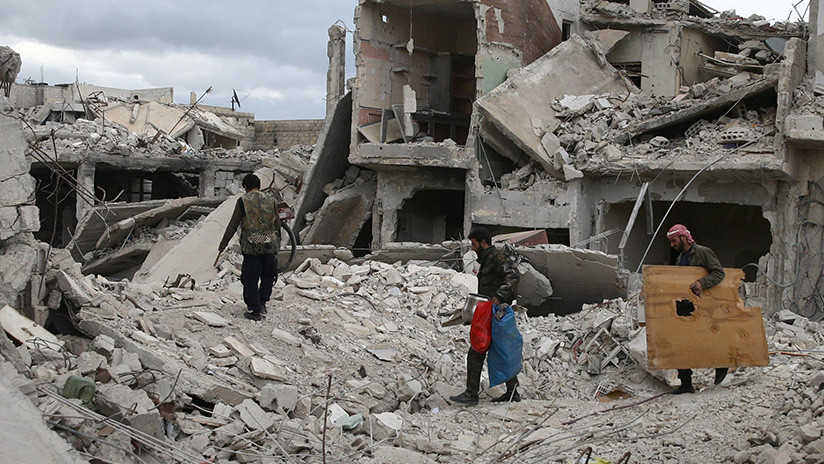 Miembros de la OPAQ llegan a Siria para investigar el supuesto ataque químico en Duma