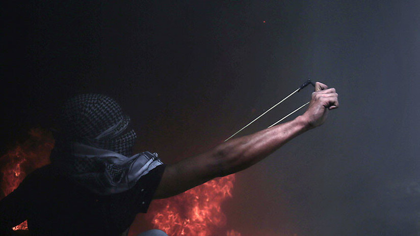 Al menos 729 heridos por los choques entre palestinos y fuerzas de Israel en la Franja de Gaza