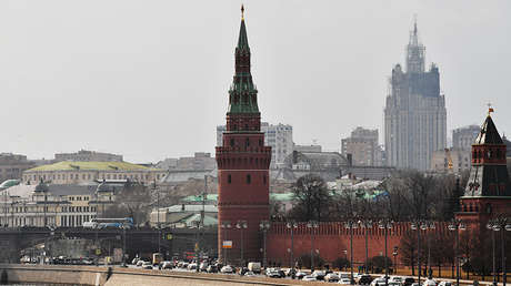 O Kremlin e a sede do Ministério dos Negócios Estrangeiros da Rússia em Moscou, em 18 de março de 2017.