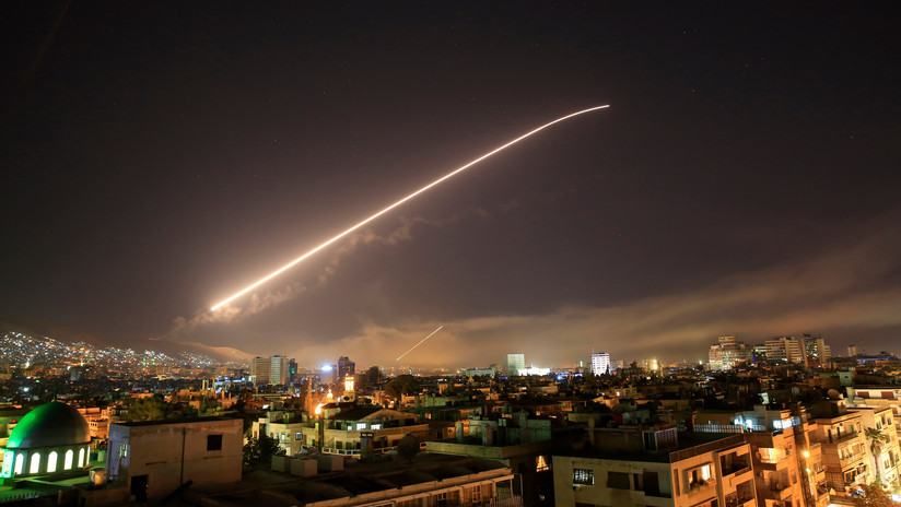 Moscú: EE.UU. impuso nuevas sanciones antirrusas debido al "fracaso" sufrido en el ataque a Siria