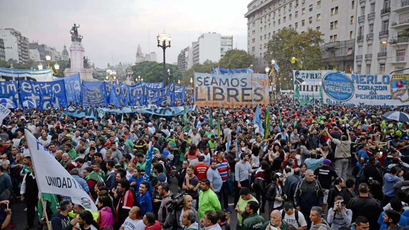 Argentina: Aumentan Las Protestas Contra El Préstamo Solicitado Por El ...