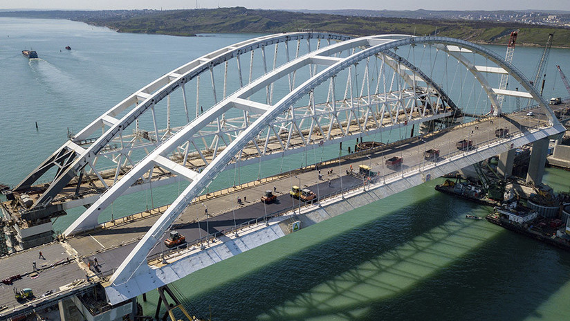 Periodista que instó a Ucrania a bombardear el puente de Crimea: "No lamento mi artículo"