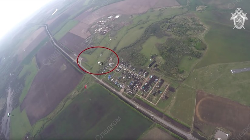 FUERTE VIDEO: Dos deportistas rusos mueren al enredarse sus paracaídas en el aire