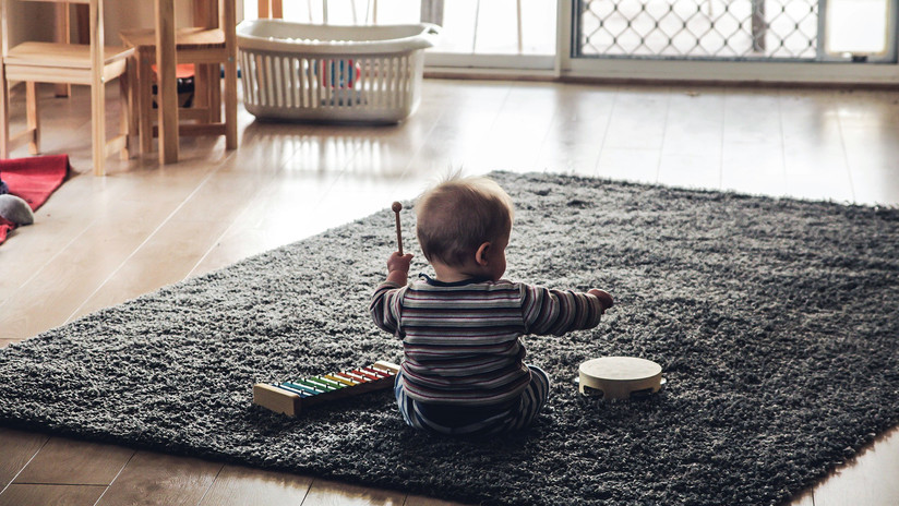 ¡Cuidado! La limpieza excesiva de la casa, un peligro para los niños