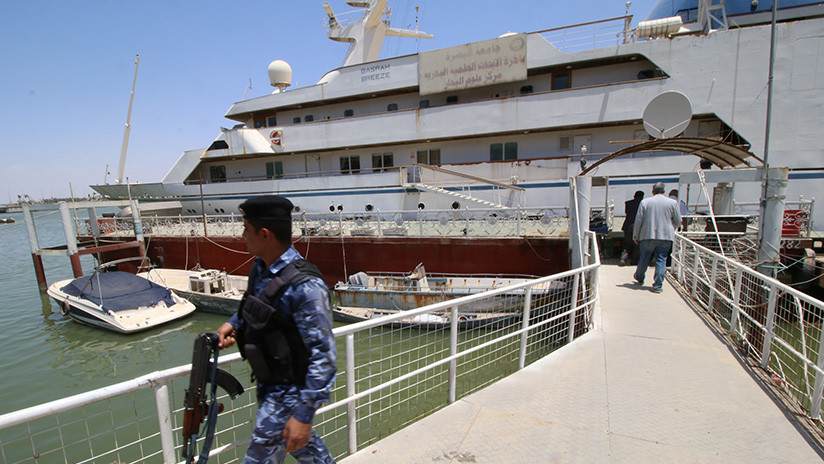 FOTOS: El lujoso yate de Saddam Hussein se convierte en un hotel para marineros