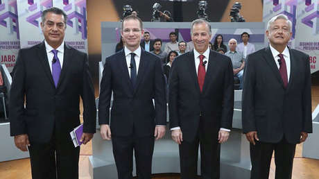 Jaime Rodríguez, Ricardo Anaya, José Antonio Meade y Andrés Manuel López Obrador durante el segundo debate entre candidatos presidenciales en México. Tijuana, México, 20 de mayo, 2018.