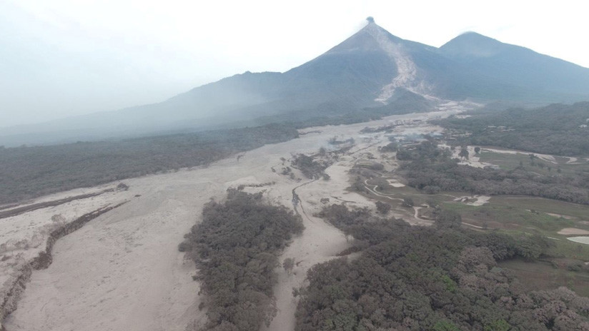 O governo da Guatemala pede "para não compartilhar informações falsas" após a erupção do Volcán de Fuego
