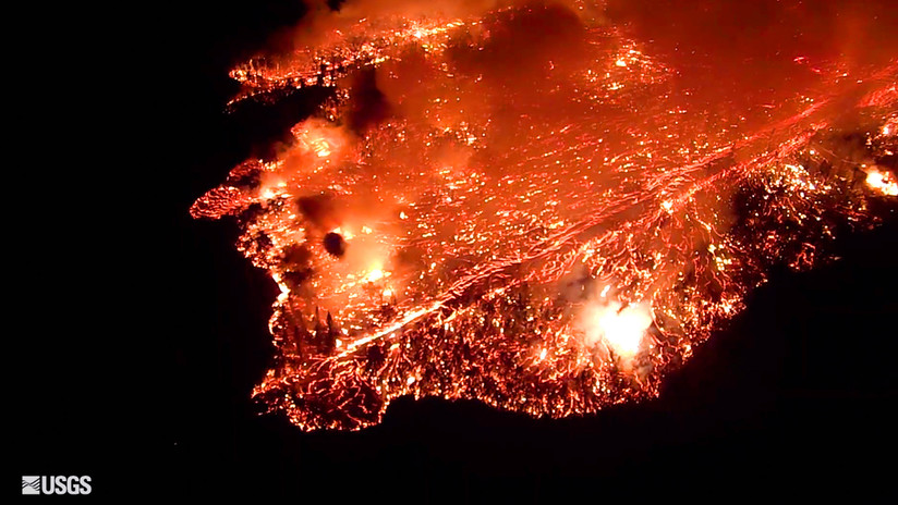 VIDEO: Reconocimiento nocturno del progreso de la lava que 'derrite' la tierra en Hawái