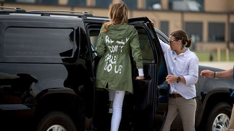 La primera dama de EE.UU., Melania Trump, en la Base Aérea Andrews en Maryland, el jueves 21 de junio de 2018.
