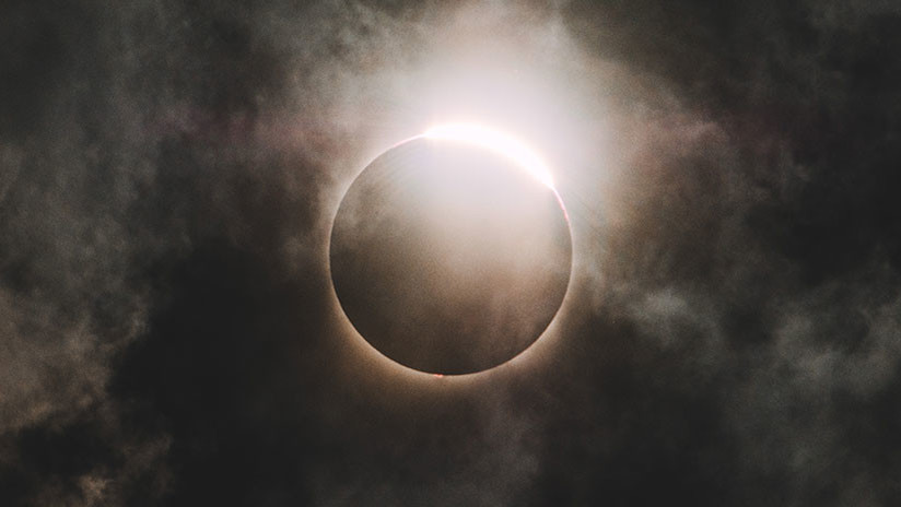 Rusia: El sol se 'apaga' misteriosamente durante el mediodía en dos distritos lejanos (FOTOS)