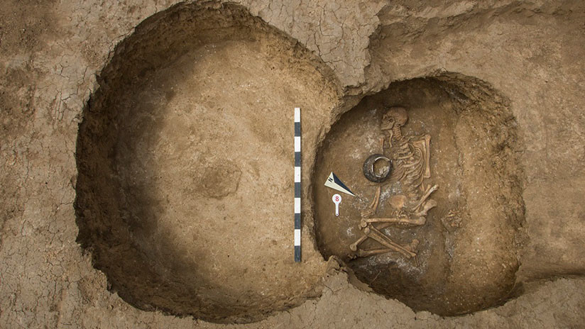 FOTOS: Descubren en Rusia una catacumba con restos humanos mÃ¡s antigua que las pirÃ¡mides egipcias