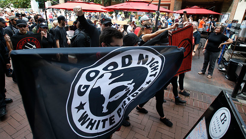 Se manifiestan contra neonazis en Washington