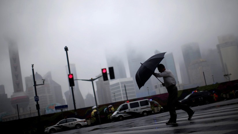 El tifÃ³n Rumbia toca tierra en ShanghÃ¡i: MÃ¡s de 53.000 personas evacuadas