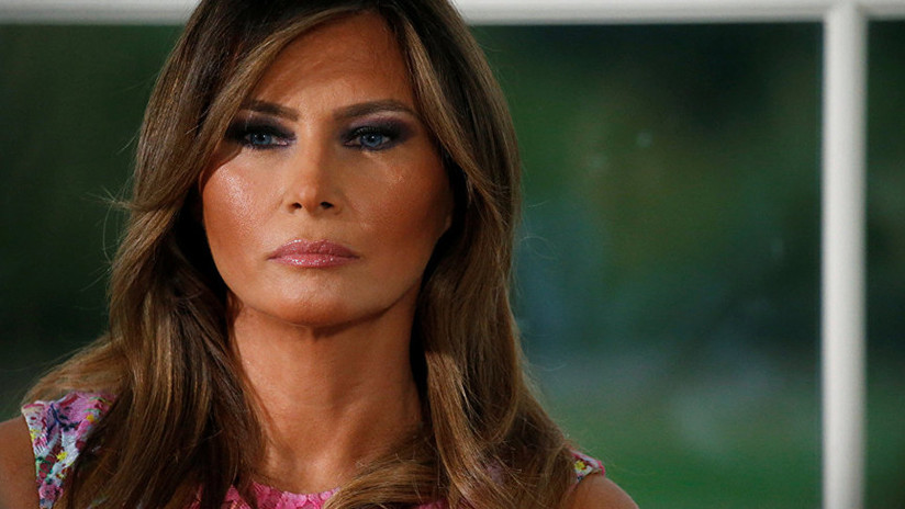 Omarosa: El "vengativo" Trump deportaría a Melania si se divorciara de él durante su mandato