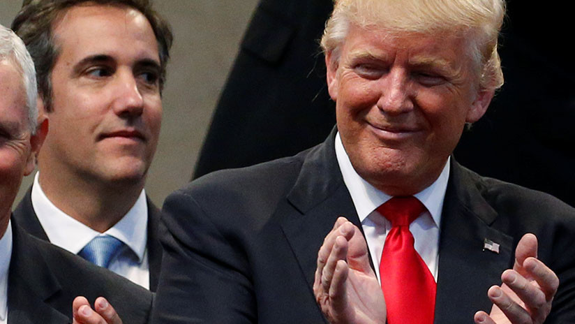 Trump elogia a su exjefe de campaña y acusa a su exabogado de inventar historias por un "trato"