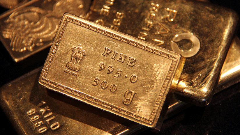 La India compra oro, mientras reduce sus bonos del Tesoro de EE.UU.