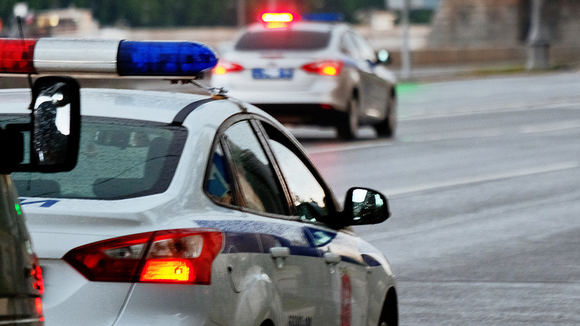 VIDEO: Se emborracha, sale a la autopista y protagoniza una loca persecución policial sin neumáticos
