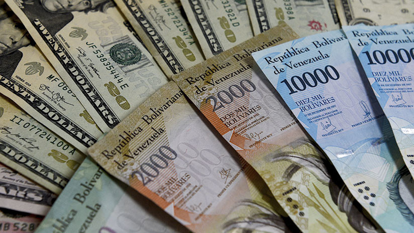 Venezuela anuncia exclusión del dólar del sistema cambiario oficial