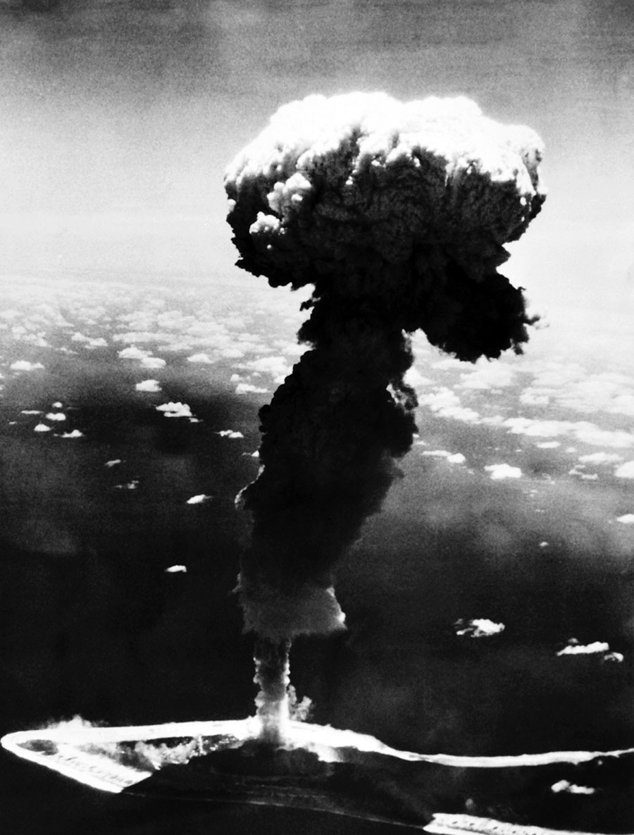 Una prueba nuclear en los atolones Mururoa y Fangataufa de la Polinesia Francesa el 4 de octubre de 1966.