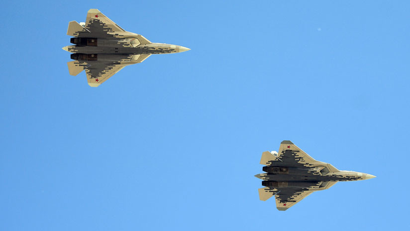VIDEO Vuelo de los avanzados cazas rusos de quinta generacin Su-57 grabado a corta distancia