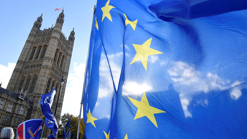 Negociadores del Reino Unido y la UE acuerdan un texto de acuerdo del 'Brexit'