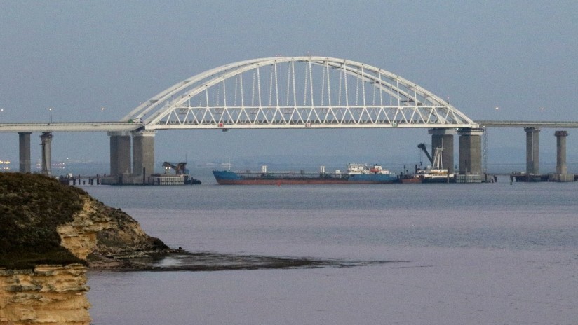 Todo lo que se sabe del choque entre buques militares rusos y ucranianos en el estrecho de Kerch