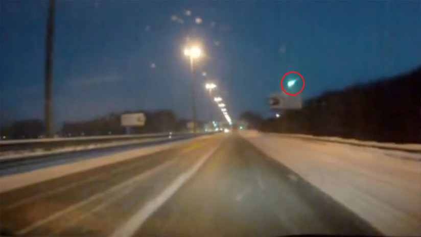 VIDEOS: Captan una bola de fuego verde sobre el cielo nocturno de Siberia