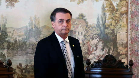 Bolsonaro responde a Macron y dice que "no hará tratos que perjudiquen" a Brasil