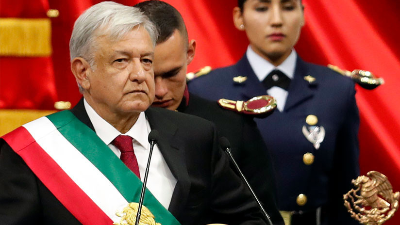 López Obrador asume la presidencia de México